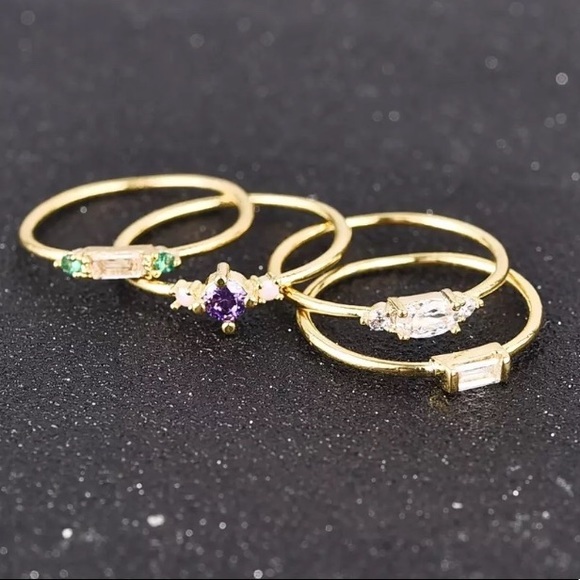 4 PIECE‎ RING SET - Picture 3 of 4